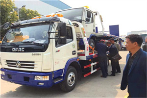 昆都仑汽车道路救援拖车价格